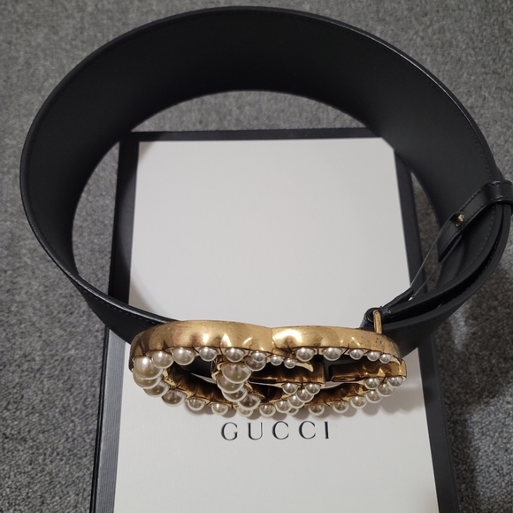 🌟Host pick🌟Authentic Gucci wide leather belt with Double G pearl - Picture 6 of 16